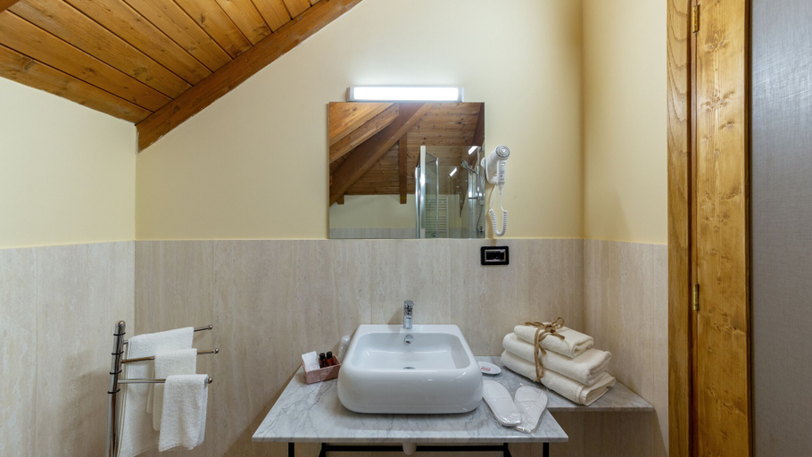 Bathroom 5, Villa Signorini Events & Hotel, Napoli