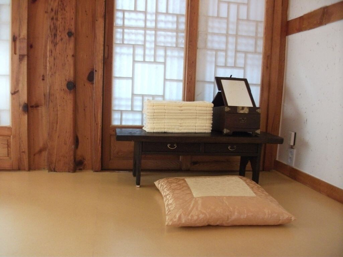 Bedroom 2, Hyosunjae Hanok Guesthouse, Jongno