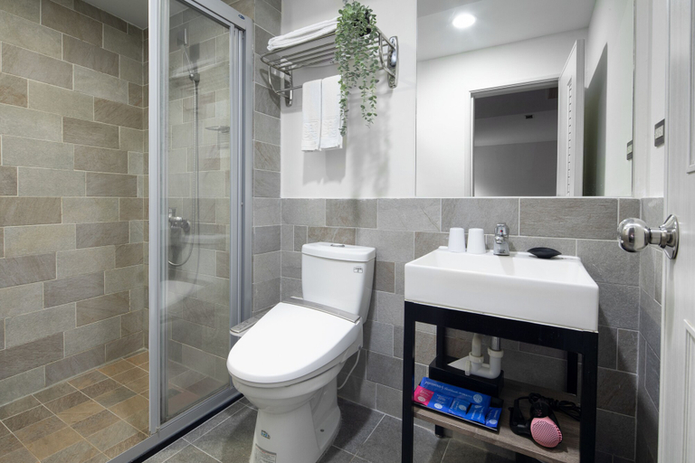 Bathroom 5, Hotel Brown - Chihkan Branch, Tainan