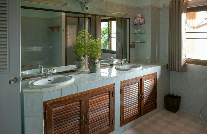 Bathroom 3, Xanadu Pool Villa at Phala, Ban Chang