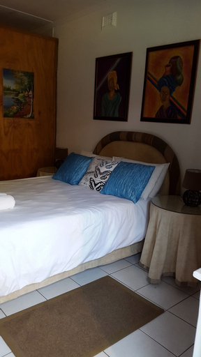 Bedroom 28