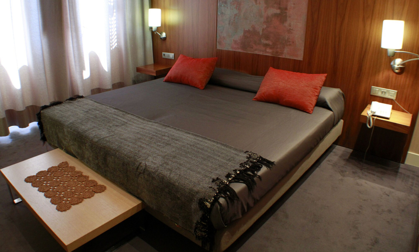 Bedroom 3, Hotel Sant Roc, Lleida