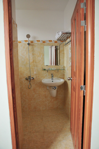 Bathroom 3, Tung Huong Hotel, Phú Quốc