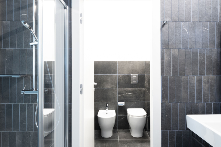 Bathroom 5, Alkamuri Posh Hotel & Spa, Trapani