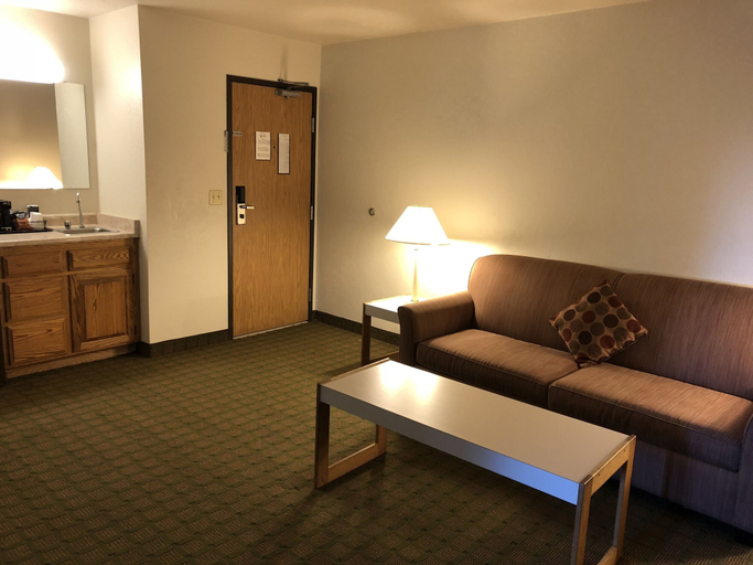 Others 5, Super 8 by Wyndham Bend, Deschutes