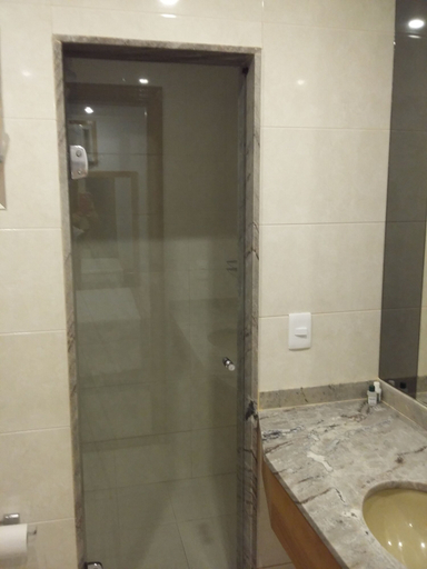 Bathroom 4, Saionara Hotel, Rio de Janeiro