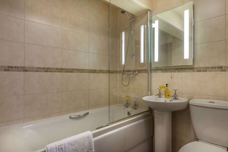 Bathroom 4, The Old Bridge Inn, Holmfirth, West Yorkshire, Kirklees