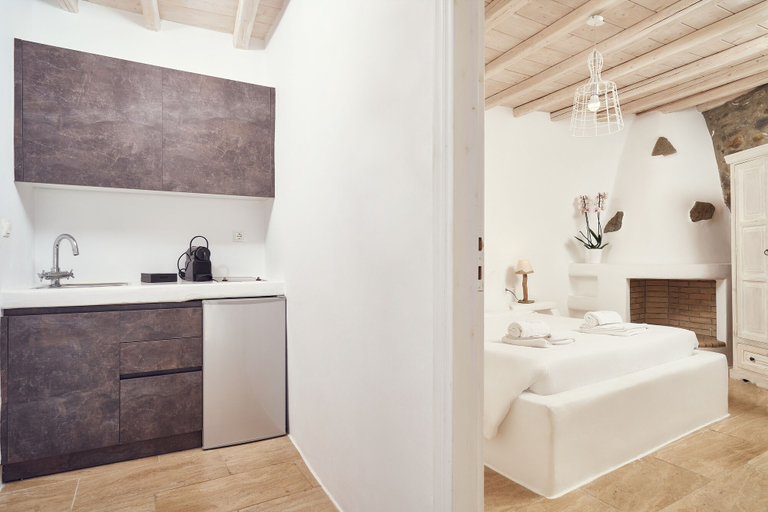 Bathroom 4, Villa Petrolefko, South Aegean