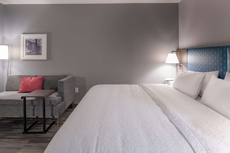 Bedroom 3, Hampton Inn & Suites Dallas/Plano Central, Collin