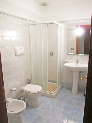 Bathroom, Agriturismo Sirignano Wine Resort, Palermo