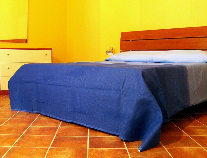 Bedroom 4, Politi Aparthotel, Catania