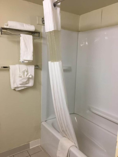 Bathroom 4, Radford Inn, Radford