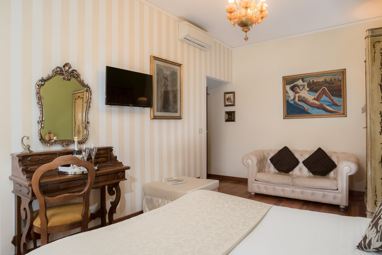Bedroom 3, Sotto la Cupola Guest House, Roma