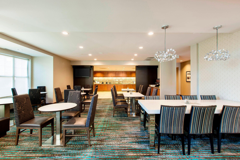 Food & Drinks 4, Residence Inn Marriott Chicago Midway, Cook