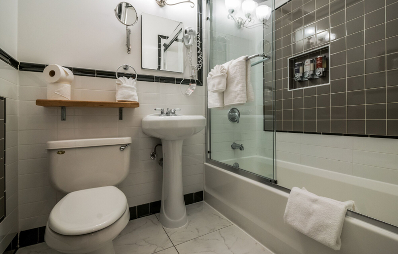 Bathroom 5, Henry Norman Hotel, New York