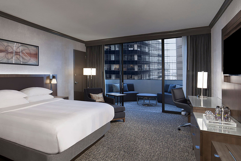 Bedroom 3, Dallas Marriott Downtown, Dallas