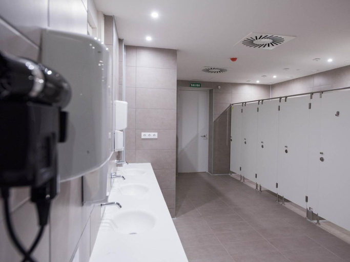 Bathroom 4, Room Gran Vía, Madrid