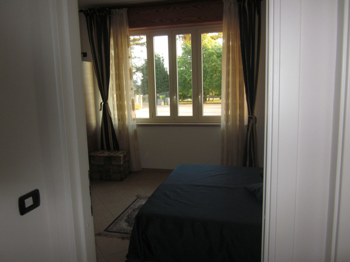 Bedroom 2, Residence la Quiete, Cuneo