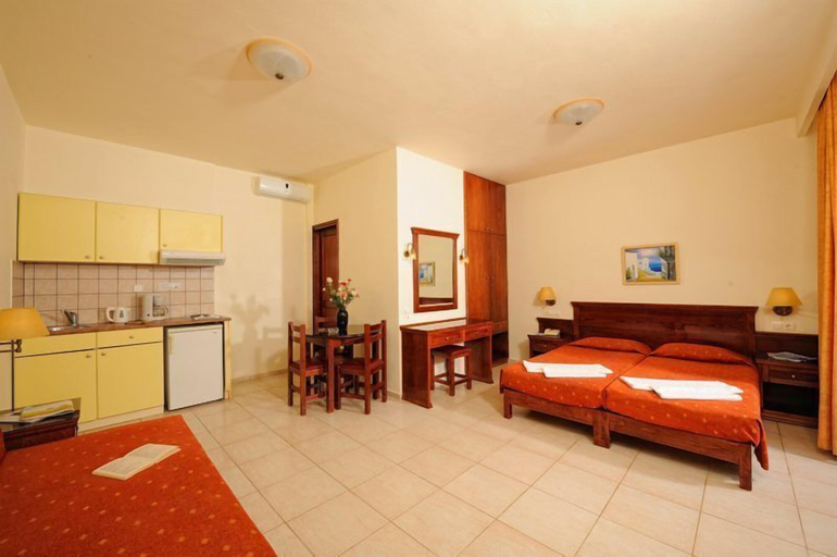 Bedroom 4, Maria Lambis Apartments, Crete