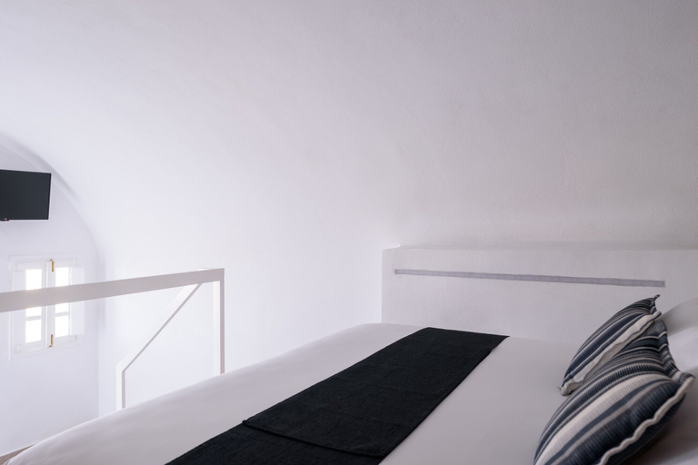 Bedroom 5, Muses Cycladic Suites, South Aegean