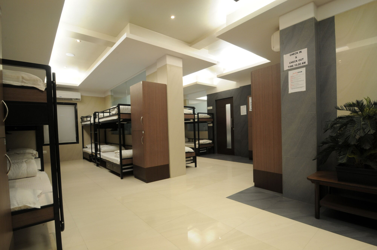 Others 5, Jayaleela dormitory, Mumbai Suburban