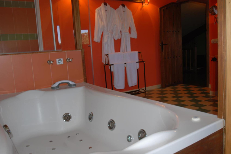 Bathroom 4, Posada Real Ruralmusical, Salamanca