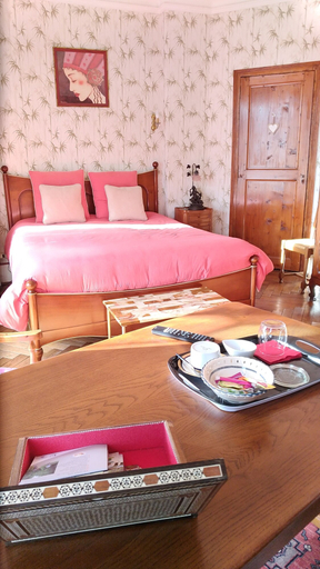 Bedroom 3, Chambres d'Hôtes Les Clefs du Bonheur, Mayenne