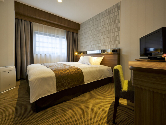 Bedroom 3, Sendai Kokusai Hotel, Sendai
