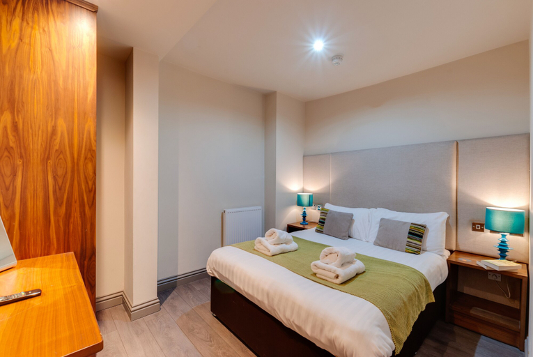 Bedroom 4, Base Serviced Apartments - City Road, Cheshire West and Chester