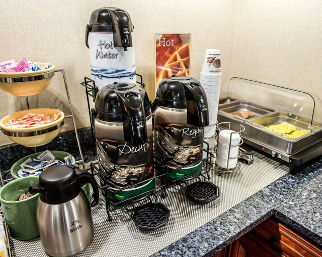 Food & Drinks 5, Quality Inn & Suites Gibsonia - Pittsburgh North, Allegheny