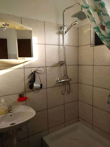 Bathroom, Apartments Svitlana, Sukošan