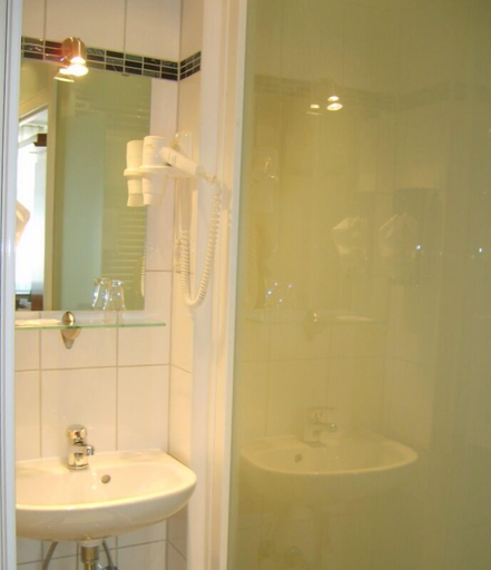 Bathroom 5, City Deutsches Haus, Hagen