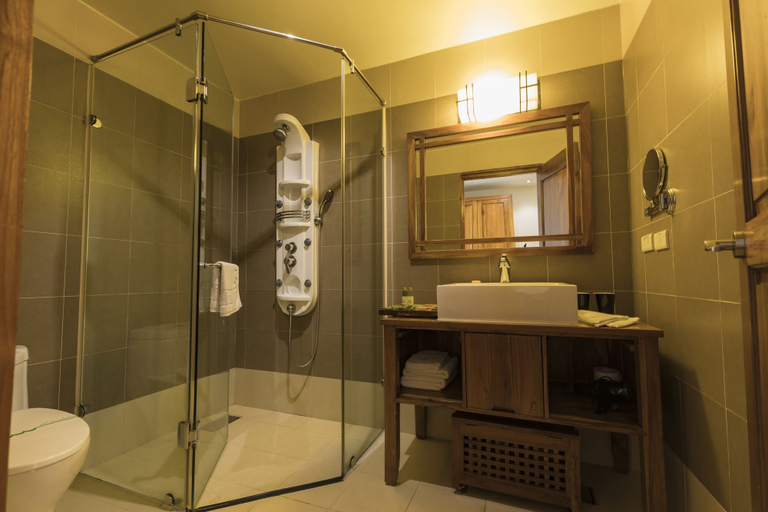 Bathroom 4, YENTAI Hotel, Penghu