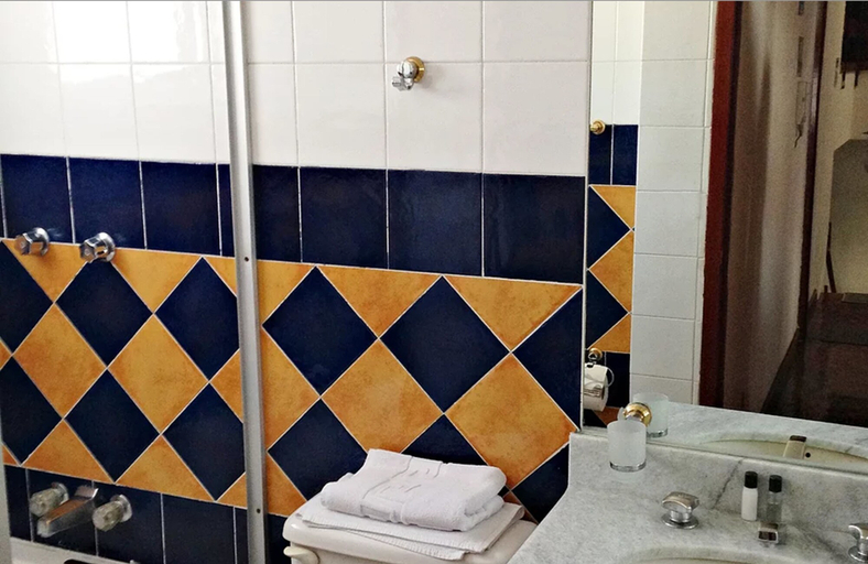 Bathroom, Grupo Kings Suites Duraznos, Naucalpan de Juárez