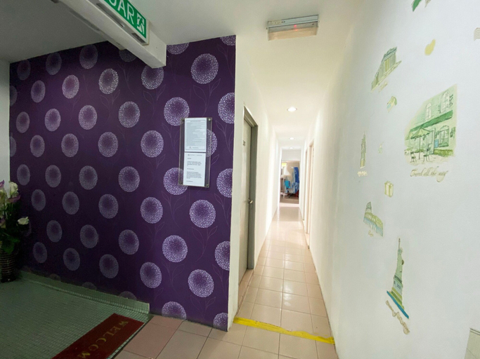 Others 5, Lucky Hotel, Johor Bahru