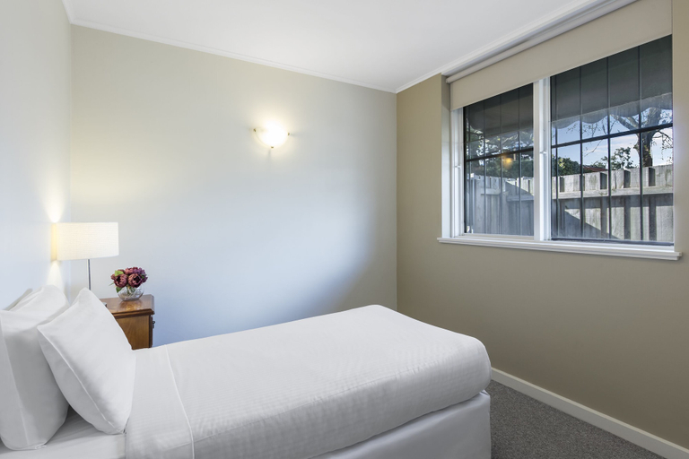 Bedroom 4, Dorset Gardens Hotel, Maroondah - Croydon