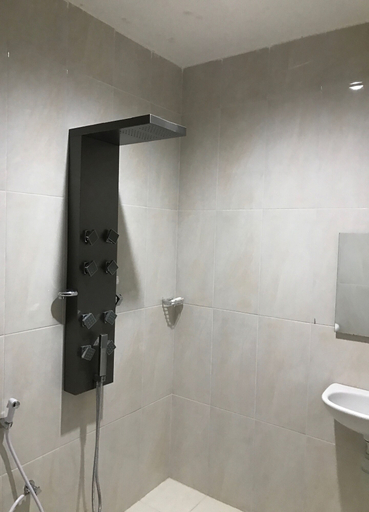 Bathroom 4, Hotel Palapa, Banyumas