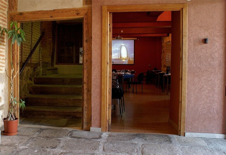 Exterior & Views 2, Las Leyendas, Ávila