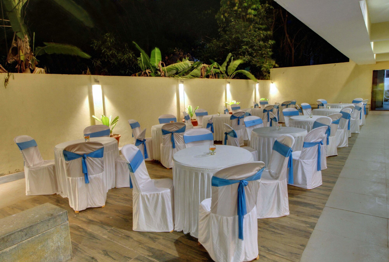 Food & Drinks 5, De Grand Riviera, North Goa