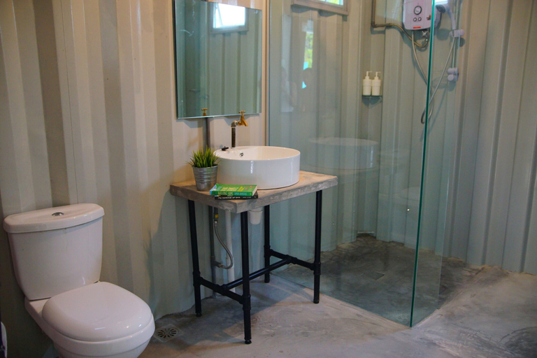Bathroom 4, Sarang by the brook, Hulu Selangor