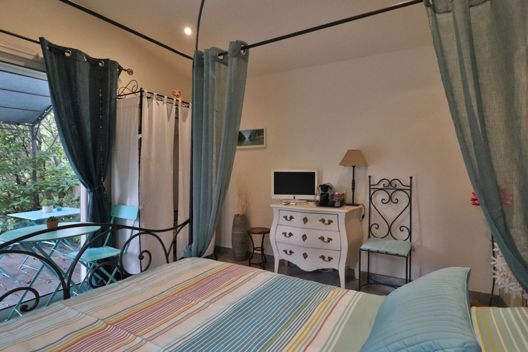 Bedroom 5, Le Mas de Bertagne - Chambres d'Hôtes, Bouches-du-Rhône