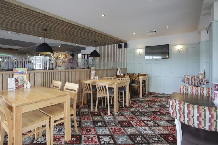 Food & Drinks 5, Spring River Ebbsfleet by Marston's Inns, Kent
