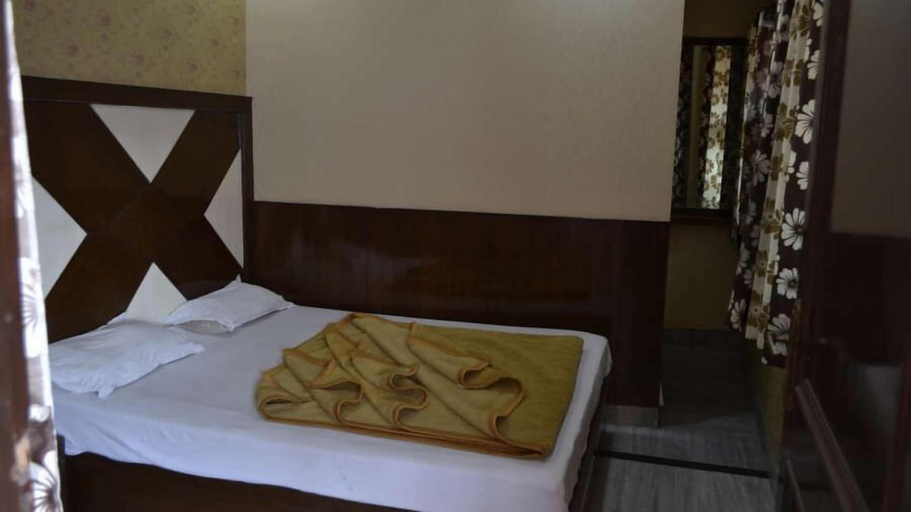 Bedroom 3, Lord Krishna Hotel Dx. Inn, Delhi