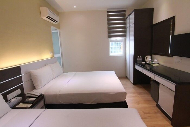Bedroom 3, The V Hotel, Kuantan