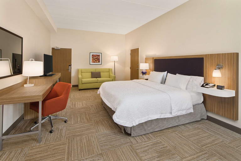 Bedroom 3, Hampton Inn Lagrange near Callaway Gardens, Troup