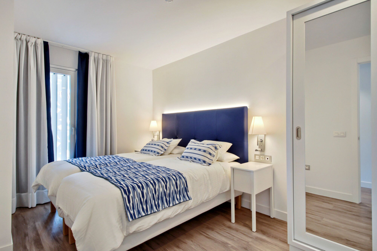 Bedroom 2, Carihuela Suites, Málaga