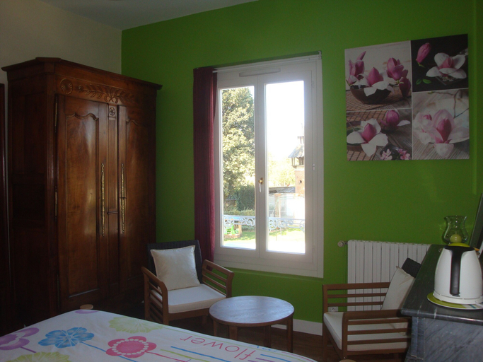 Bedroom 3, Chambres d'Hôtes Les Clefs du Bonheur, Mayenne