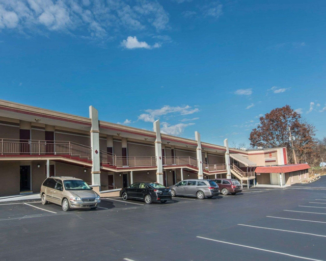 Public Area 1, Econo Lodge Hermitage South, Mercer