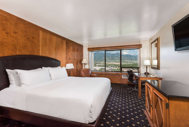 Bedroom 3, The Antlers, a Wyndham Hotel, El Paso