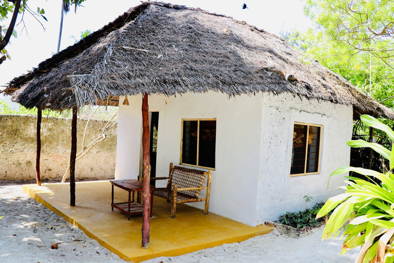 Exterior & Views 2, Evergreen Bungalows, Kusini